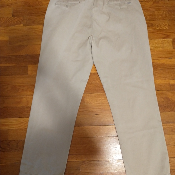 Polo Ralph Lauren Men's Classic Fit Khaki Pants - Picture 2 of 6